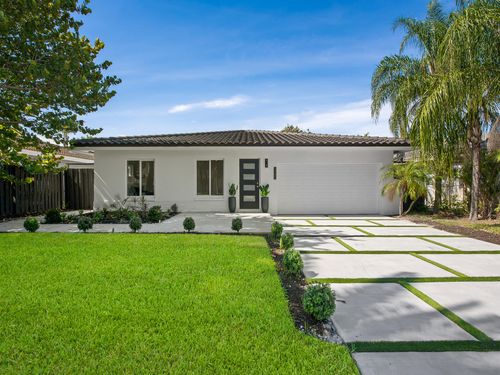 1750 Ne 49th St, Oakland Park, FL, 33334-5602 | Card Image