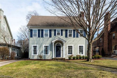3331 Glencairn Rd, Shaker Heights, OH, 44122-3409 | Card Image