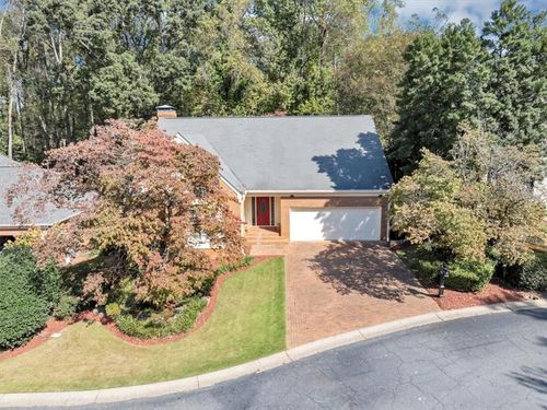 4521 Woodhaven Ne, Marietta, GA, 30067-3600 | Card Image