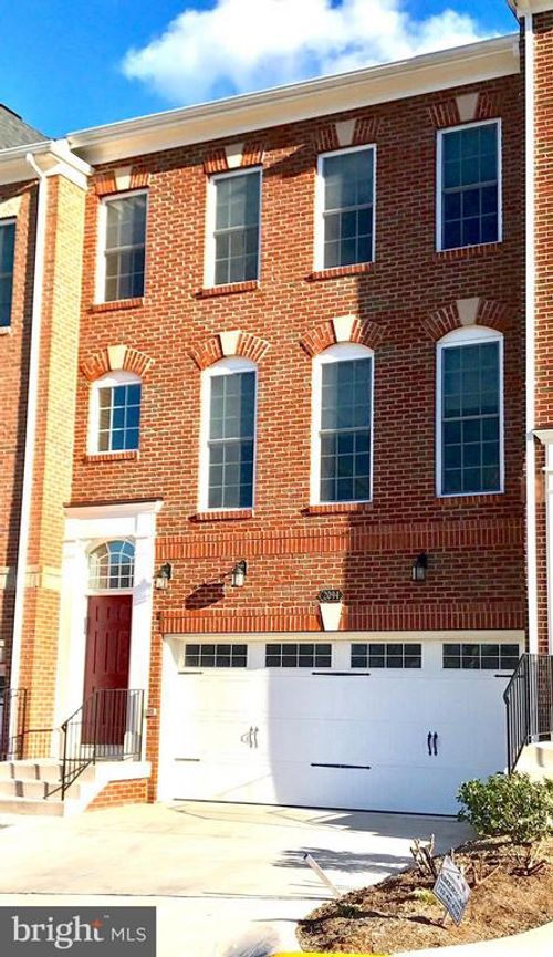 2094 Hutchison Grove Ct, FALLS CHURCH, VA, 22043-2585 | Card Image