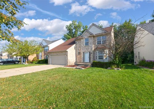 2385 Cedar Knoll Dr, Troy, MI, 48083-6424 | Card Image