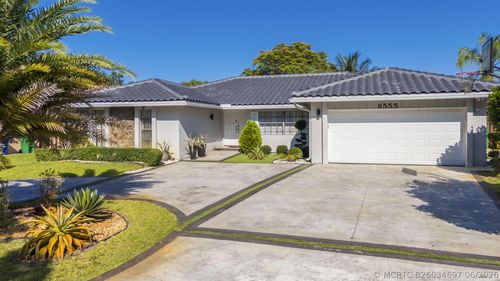 8555 Sw 1st Pl, Coral Springs, FL, 33071-7518 | Card Image