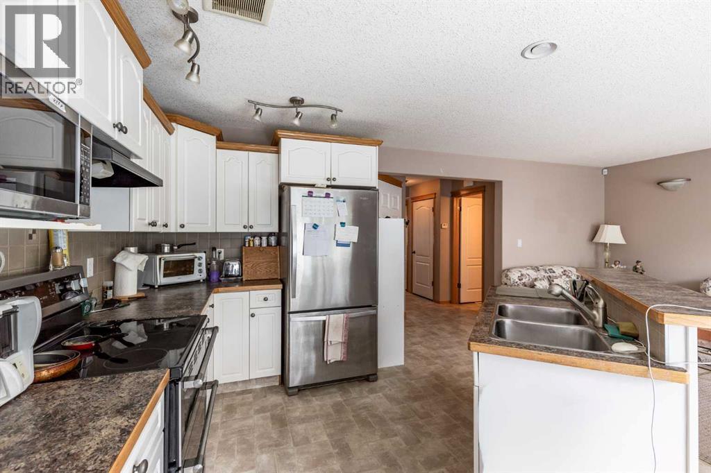 Residential in Medicine Hat 4