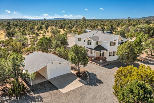 9835 Townsend Winona Rd, Flagstaff, AZ, 86004-1543 | Card Image