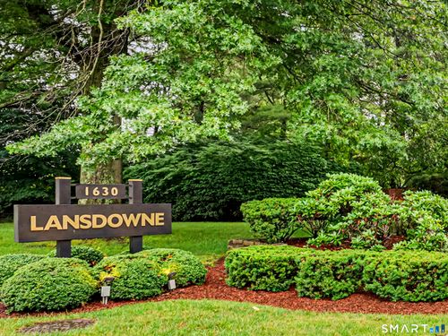 321 Lansdowne, Westport, CT, 06880-5651 | Card Image