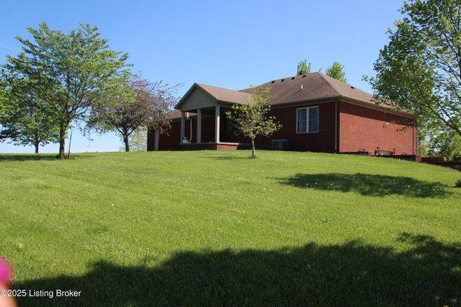 1384 Highway 1066, Home with 4 bedrooms, 3 bathrooms and null parking in Bloomfield KY | Image 11