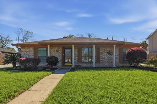 10826 Sagecanyon Dr, Houston, TX, 77089-3724 | Card Image