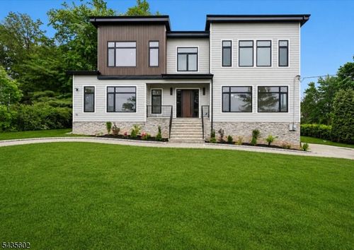 30 Winthrop Rd, Short Hills, NJ, 07078-1431 | Card Image