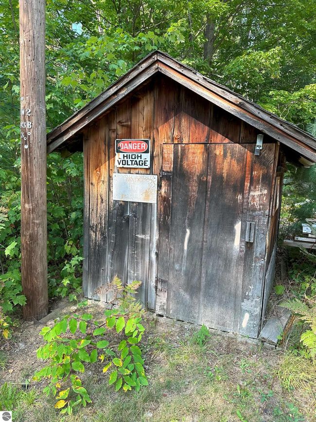 9591 Tower Rd Ne, House other with 1 bedrooms, 1 bathrooms and null parking in Kalkaska MI | Image 9