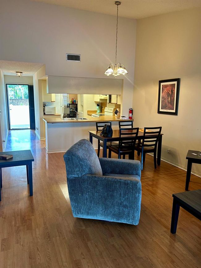 APT-10 - 6001 Se Landing Way, Condo with 2 bedrooms, 2 bathrooms and null parking in Stuart FL | Image 7