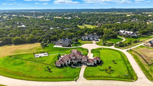 811 Noble Champions Way, Bartonville, TX, 76226-6380 | Card Image