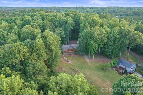 9870 Harvest Ln, Davidson, NC, 28036-7596 | Card Image