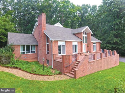 1505 Highland Cir, Blacksburg, VA, 24060-5668 | Card Image