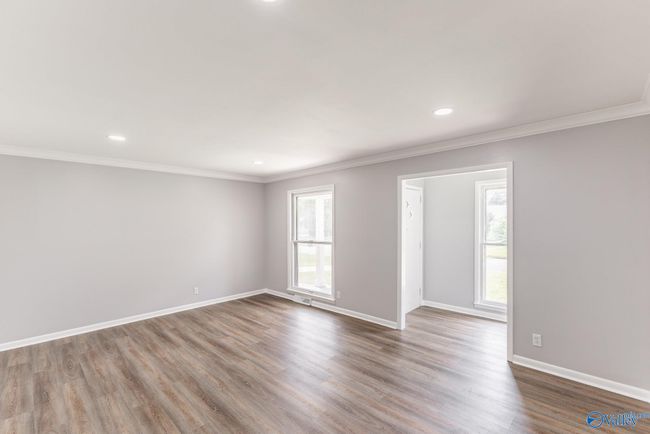 3906 Broadmor Rd Nw, House other with 4 bedrooms, 2 bathrooms and null parking in Huntsville AL | Image 27