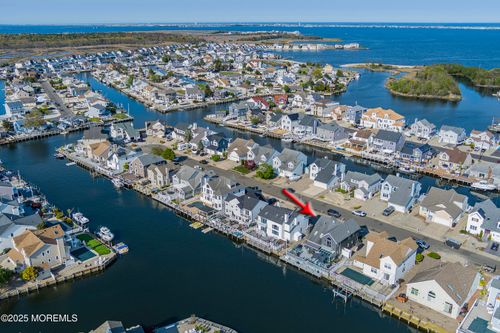 22 Toppinglift Dr, Bayville, NJ, 08721-1526 | Card Image