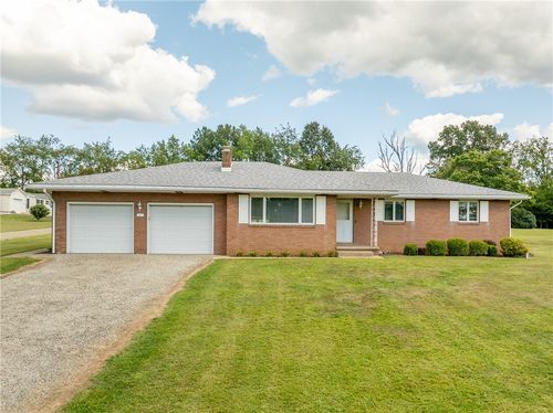 513 Jennie Ln, Derry, PA, 15627-3696 | Card Image