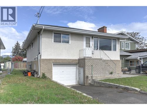 354 Willow Street, Kamloops, BC, V2B4C9 | Card Image