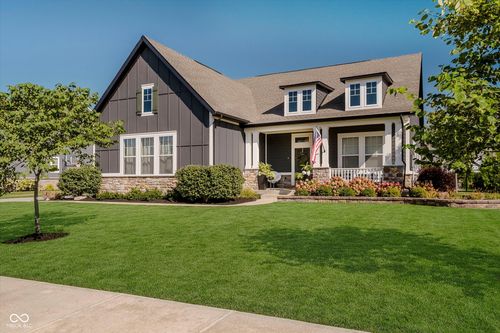 16324 Portage Trail Ln, Fishers, IN, 46040-4505 | Card Image