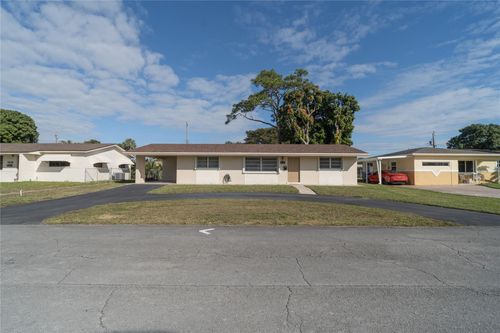 6771 Sw 10th Ct, Pembroke Pines, FL, 33023-1611 | Card Image