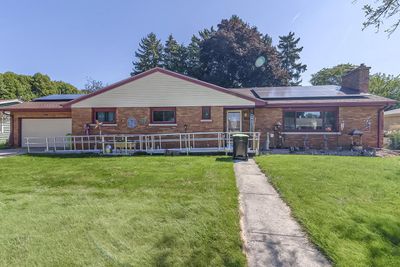 711 West Street, House other with 3 bedrooms, 1 bathrooms and null parking in Beaver Dam WI | Image 1