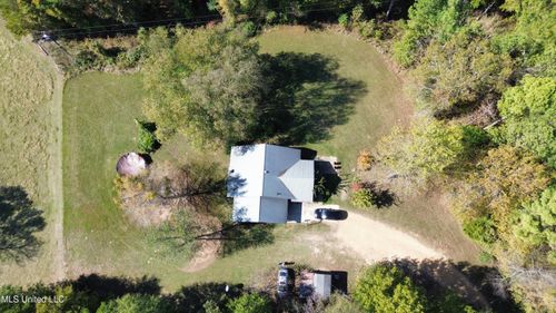 1403 Hunter Creek Rd, Charleston, MS, 38921-2526 | Card Image