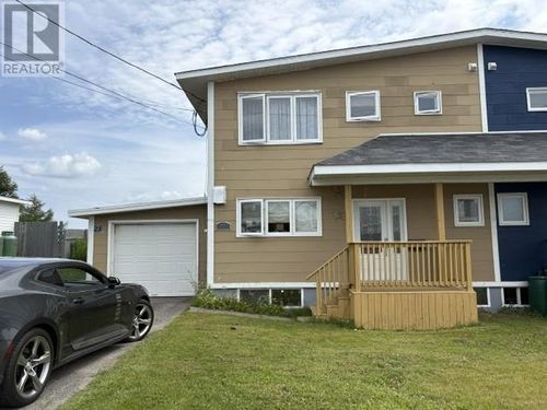 23 Georgia Loop, House with 3 bedrooms, 2 bathrooms and null parking in Stephenville NL | Card Image