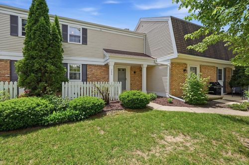 7450 Old Sauk Road, Madison, WI, 53717 | Card Image