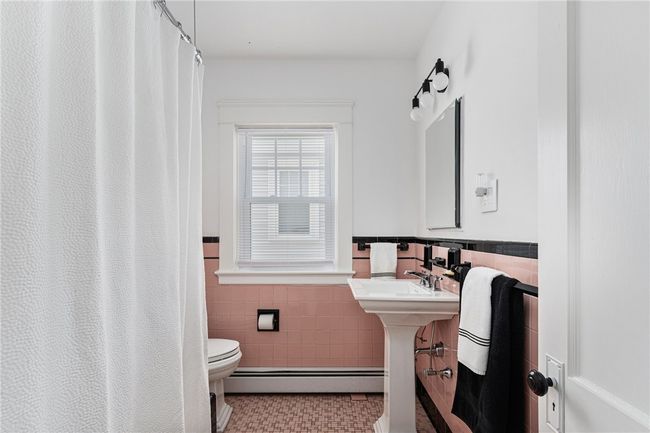 65 12 Th St, Home with 4 bedrooms, 2 bathrooms and 4 parking in Providence RI | Image 21