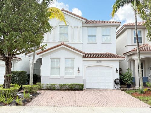 10832 Nw 84th St, Doral, FL, 33178-1541 | Card Image