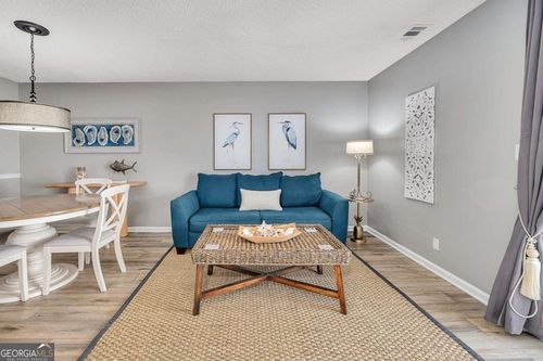 112 S Island Square Dr, St. Simons Island, GA, 31522-1648 | Card Image