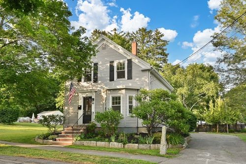 15 Clark St, Danvers, MA, 01923-1912 | Card Image