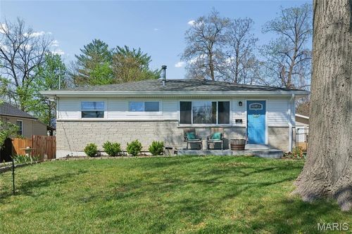 7915 Elton St, Saint Louis, MO, 63123-3809 | Card Image