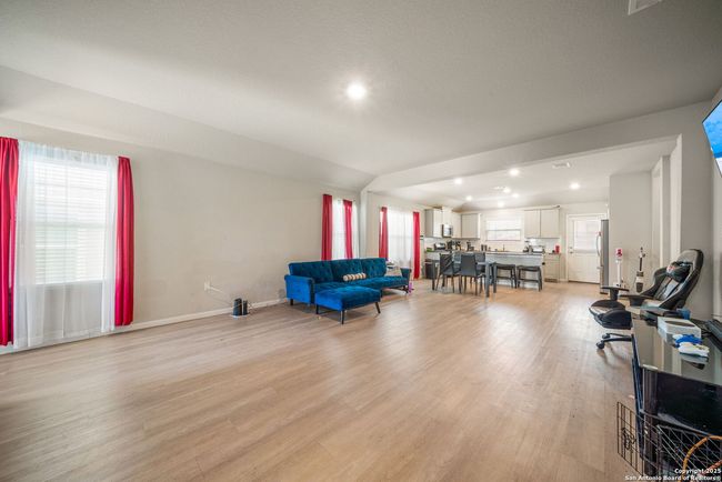 31646 Untrodden Way, House other with 4 bedrooms, 2 bathrooms and null parking in Bulverde TX | Image 14