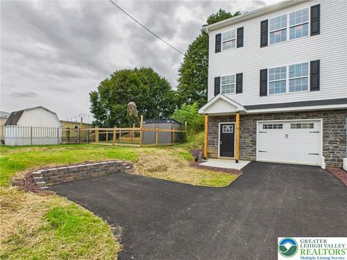 118 N 2nd St, Emmaus, PA, 18049 | Card Image