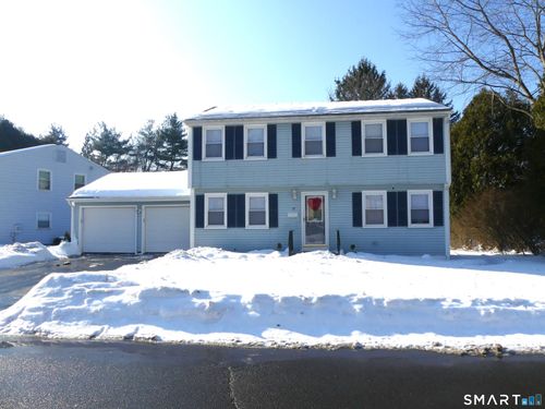 7 Blue Bell Ln, Middletown, CT, 06457-5033 | Card Image