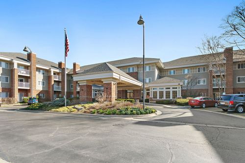 156-801 N Mclean Blvd, Elgin, IL, 60123-2071 | Card Image