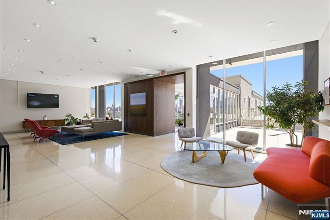 6050 Kennedy Blvd, Condo with 2 bedrooms, 2 bathrooms and null parking in West New York NJ | Image 24