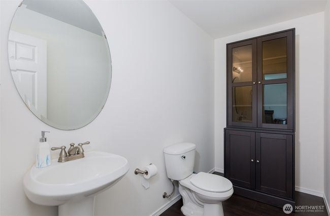 Half bath | Image 7