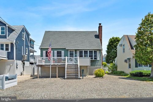 9 E 14th St, LONG BEACH TOWNSHIP, NJ, 08008-2213 | Card Image