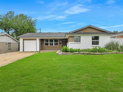 8555 Westfield Dr, Dallas, TX, 75243-6425 | Card Image