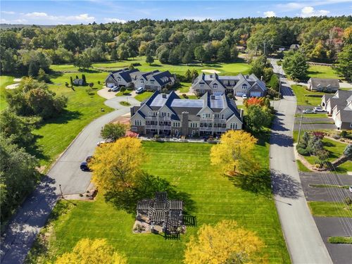 c-3 Spyglass Cir, Hope Valley, RI, 02832-1950 | Card Image