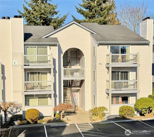 apt-c211-11325 19th Ave Se, Everett, WA, 98208-5171 | Card Image