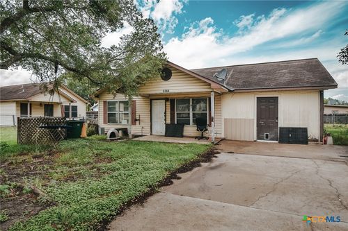 3304 Lone Tree Rd, Victoria, TX, 77901-7694 | Card Image