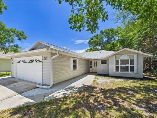 638 Carnival Ter, Sebastian, FL, 32958-6564 | Card Image