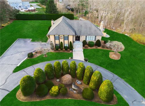 6 Christopher Dr, Johnston, RI, 02919-1219 | Card Image