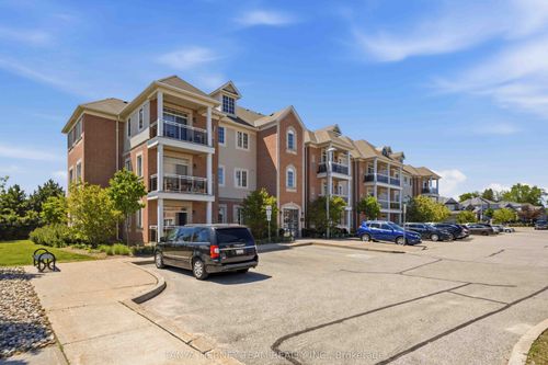 307-52 Harvey Johnston Way, Whitby, ON, L1M0J7 | Card Image