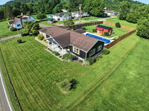 2329 3rd St, Syracuse, OH, 45779-3429 | Card Image