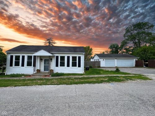 15 7th St, Gosport, IN, 47433-7047 | Card Image