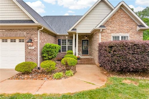 3074 Beeson Ct, Sophia, NC, 27350-8464 | Card Image