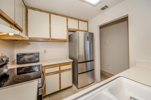apt-244-1019 Dornajo Way, Sacramento, CA, 95825-7329 | Card Image